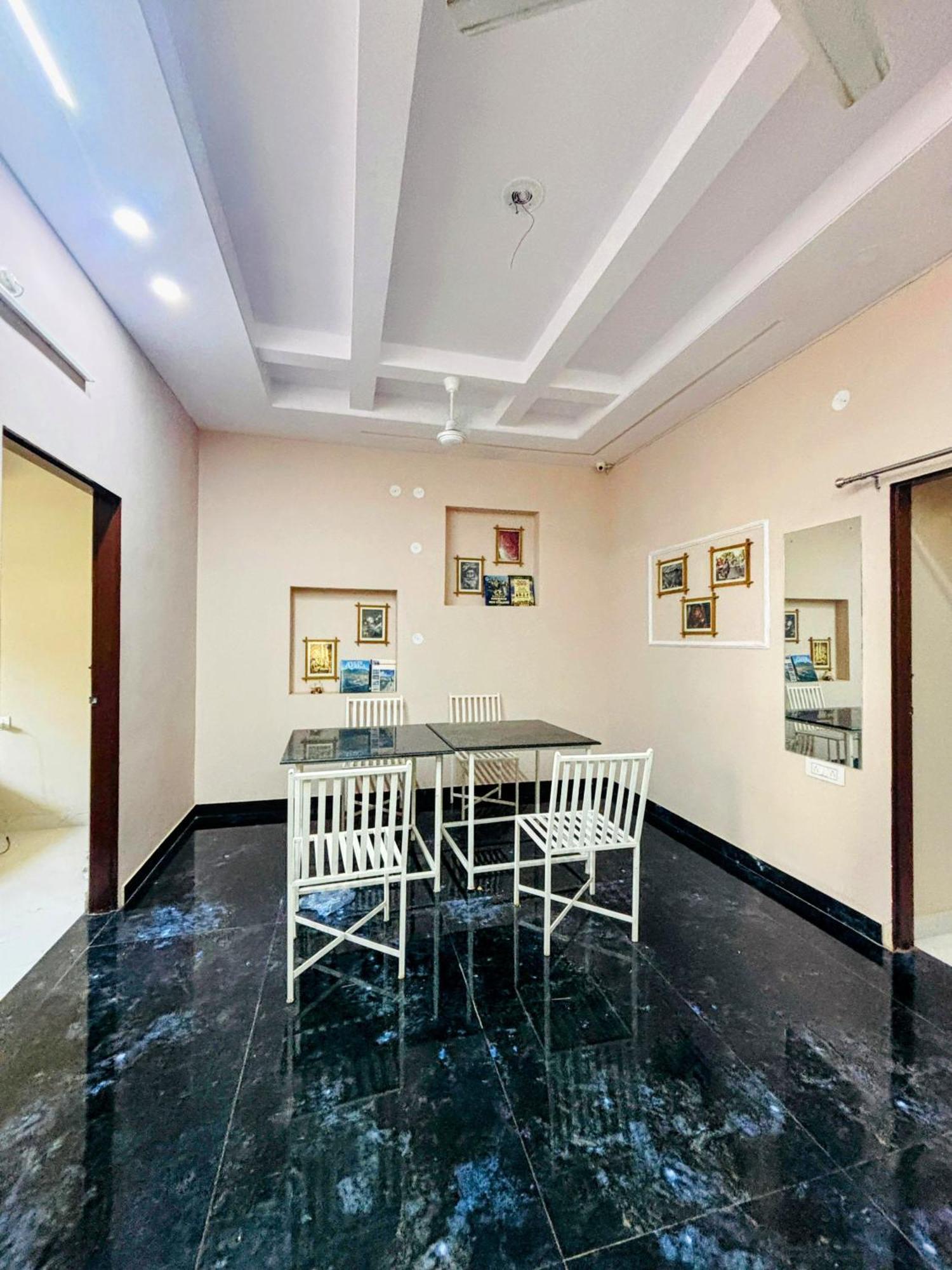 Glad Villa By Cozystays ชัยปุระ ภายนอก รูปภาพ